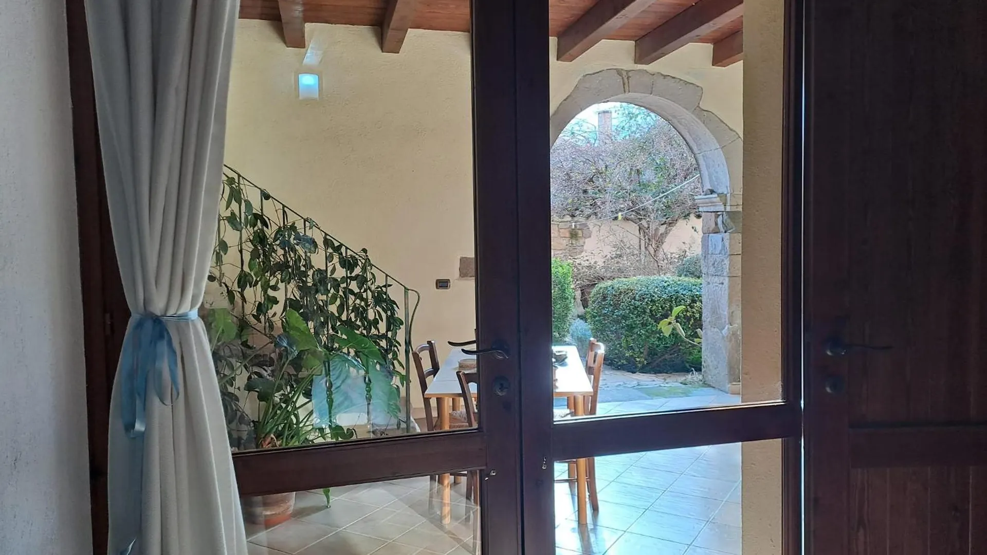 Bed & Breakfast B&B S'Omu Antiga Nureci